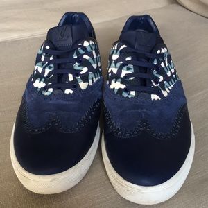 Louis Vuitton Men's Wing Tip Sneaker Low Tops
